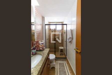 Apartamento à venda com 117m², 3 quartos e 2 vagas Apartamento à venda com 117m², 3 quartos e 2 vagasBanheiro da Suíte