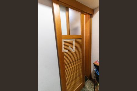 Apartamento à venda com 117m², 3 quartos e 2 vagas Apartamento à venda com 117m², 3 quartos e 2 vagasQuarto de Serviço