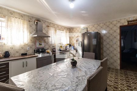 Casa à venda com 200m², 3 quartos e 3 vagasCozinha