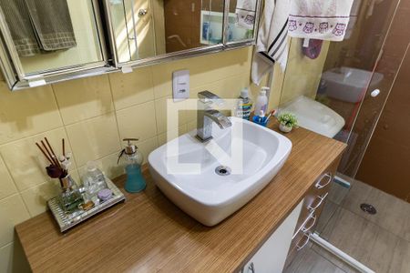 Casa à venda com 200m², 3 quartos e 3 vagasBanheiro 1