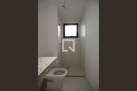 Apartamento à venda com 163m², 4 quartos e 2 vagas Apartamento à venda com 163m², 4 quartos e 2 vagasBanheiro da Suíte 2