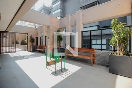 Apartamento à venda com 163m², 4 quartos e 2 vagas Apartamento à venda com 163m², 4 quartos e 2 vagasÁrea comum - Playground