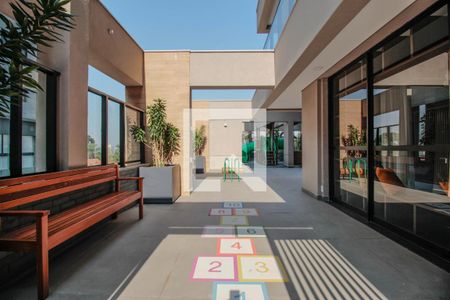 Apartamento à venda com 163m², 4 quartos e 2 vagas Apartamento à venda com 163m², 4 quartos e 2 vagasÁrea comum - Playground