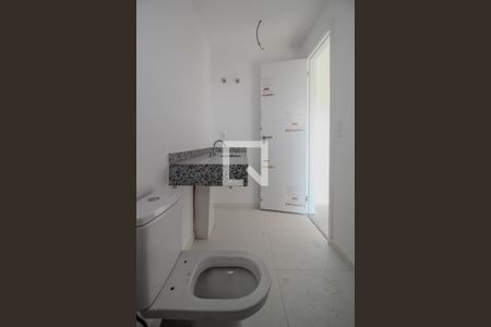 Apartamento à venda com 163m², 4 quartos e 2 vagas Apartamento à venda com 163m², 4 quartos e 2 vagasBanheiro da Suíte 1