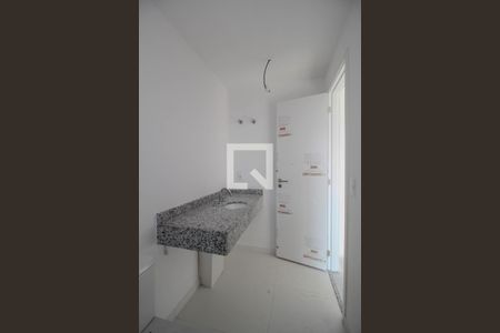 Apartamento à venda com 163m², 4 quartos e 2 vagas Apartamento à venda com 163m², 4 quartos e 2 vagasBanheiro da Suíte 1