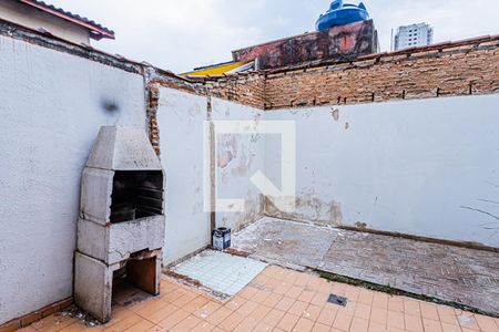 Casa à venda com 150m², 3 quartos e 2 vagas Casa à venda com 150m², 3 quartos e 2 vagasQuintal e churrasqueira