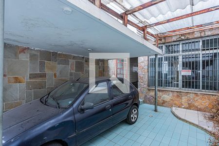 Casa à venda com 150m², 3 quartos e 2 vagas Casa à venda com 150m², 3 quartos e 2 vagasGaragem