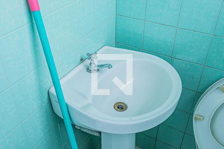 Casa à venda com 150m², 3 quartos e 2 vagas Casa à venda com 150m², 3 quartos e 2 vagasLavabo