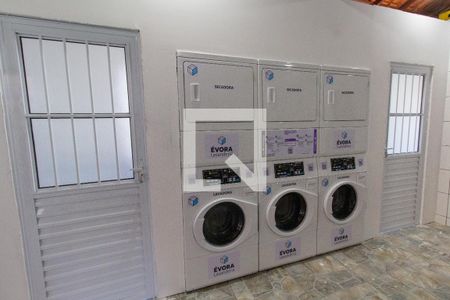 Apartamento para alugar com 52m², 2 quartos e sem vagaÁrea Comum - Lavanderia