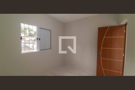 Quarto de casa para alugar com 1 quarto, 26m² em Umuarama, Osasco