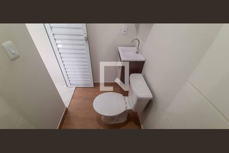 Casa para alugar com 26m², 1 quarto e sem vagaBanheiro
