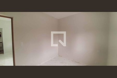 Quarto de casa para alugar com 1 quarto, 26m² em Umuarama, Osasco