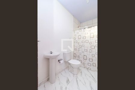 Banheiro de casa para alugar com 1 quarto, 60m² em Jardim Ibirapuera, São Paulo