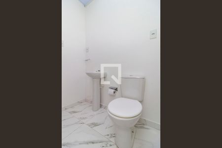 Banheiro de casa para alugar com 1 quarto, 60m² em Jardim Ibirapuera, São Paulo