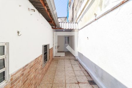 Casa para alugar com 60m², 1 quarto e sem vagaÁrea de Serviço