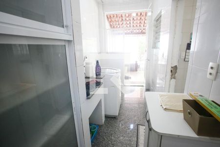 Casa à venda com 600m², 4 quartos e 4 vagasÁrea de Serviço