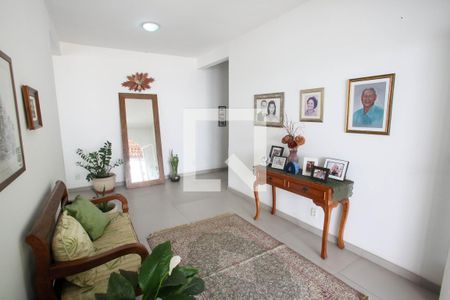 Sala de casa à venda com 4 quartos, 600m² em Curicica, Rio de Janeiro