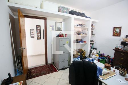 Casa à venda com 600m², 4 quartos e 4 vagasEscritório