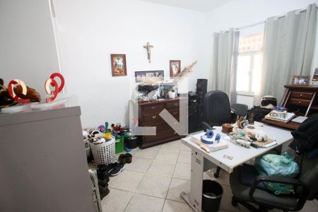 Casa à venda com 600m², 4 quartos e 4 vagasEscritório