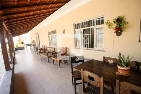 Casa à venda com 600m², 4 quartos e 4 vagasÁrea externa 