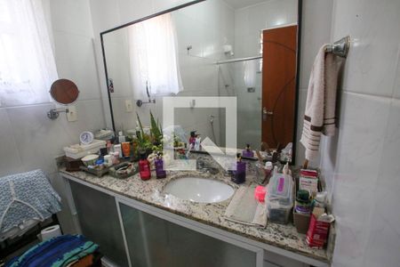 Casa à venda com 600m², 4 quartos e 4 vagasBanheiro da Suíte
