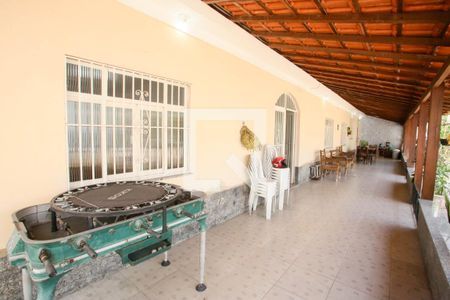 Casa à venda com 600m², 4 quartos e 4 vagasÁrea externa 