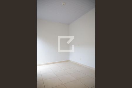 Casa para alugar com 100m², 2 quartos e 2 vagasQuarto 