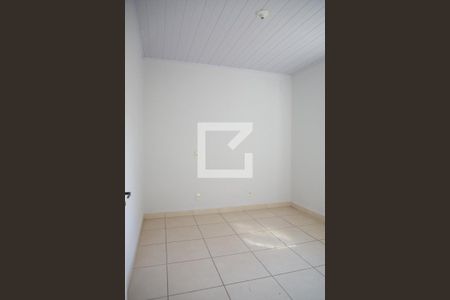Casa para alugar com 100m², 2 quartos e 2 vagasQuarto 