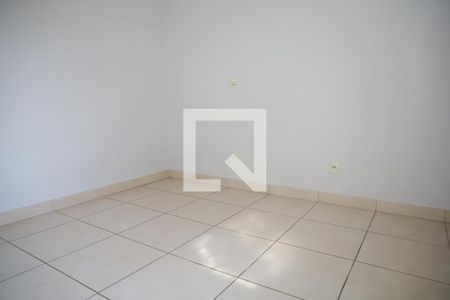 Casa para alugar com 100m², 2 quartos e 2 vagasQuarto 