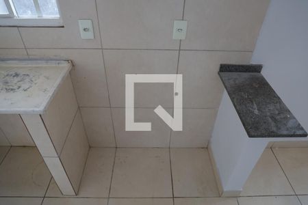 Casa para alugar com 100m², 2 quartos e 2 vagasCozinha 