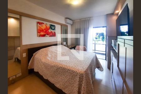 Apartamento à venda com 217m², 4 quartos e 3 vagasSuíte master