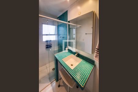 Apartamento à venda com 217m², 4 quartos e 3 vagasBanheiro da Suíte 2