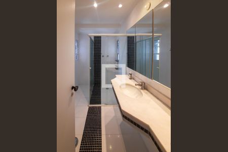 Apartamento à venda com 217m², 4 quartos e 3 vagasBanheiro