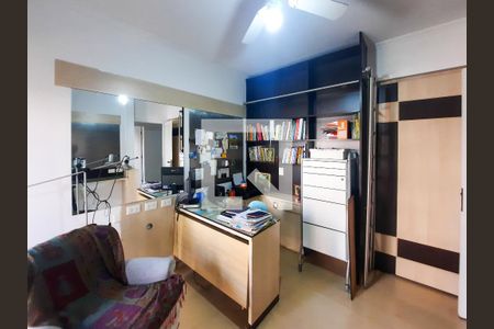 Apartamento à venda com 217m², 4 quartos e 3 vagasQuarto 1/Escritório