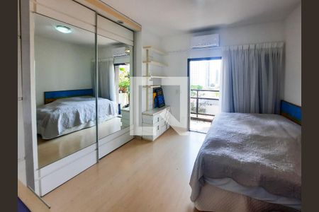 Apartamento à venda com 217m², 4 quartos e 3 vagasSuíte 2