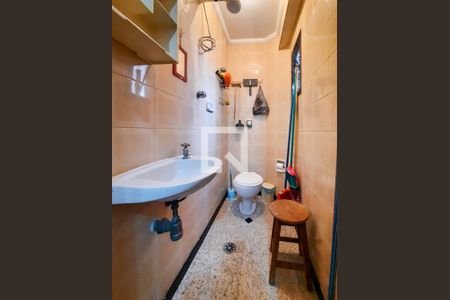 Apartamento à venda com 217m², 4 quartos e 3 vagasBanheiro de serviço