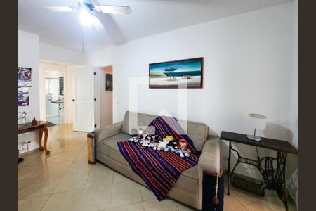 Apartamento à venda com 217m², 4 quartos e 3 vagasSala de TV