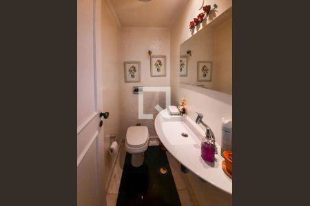 Apartamento à venda com 217m², 4 quartos e 3 vagasLavabo