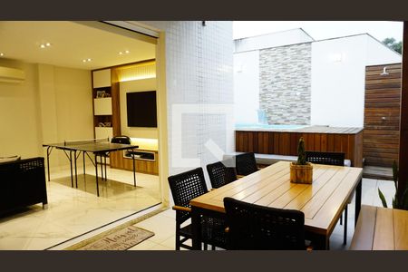 Apartamento à venda com 160m², 3 quartos e 2 vagasÁrea gourmet