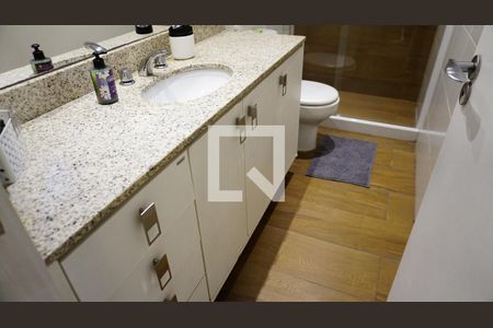 Apartamento à venda com 160m², 3 quartos e 2 vagasBanheiro Quarto 1