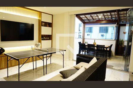 Apartamento à venda com 160m², 3 quartos e 2 vagasSegundo andar Sala 