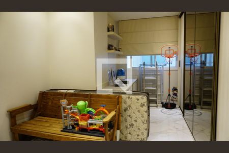 Apartamento à venda com 160m², 3 quartos e 2 vagasSegundo andar Quarto 3