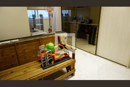Apartamento à venda com 160m², 3 quartos e 2 vagasSegundo andar Quarto 3
