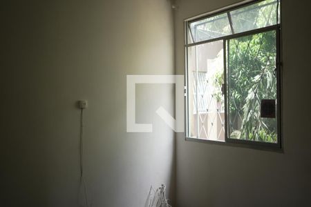 Quarto 2 de apartamento para alugar com 2 quartos, 46m² em Ribeiro de Abreu, Belo Horizonte
