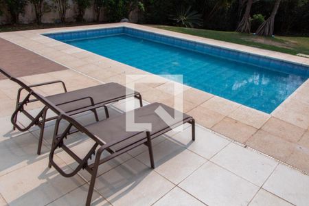 Casa de condomínio à venda com 384m², 4 quartos e 4 vagasÁREA EXTERNA FUNDOS