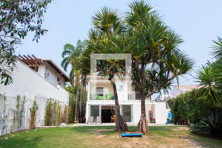 Casa de condomínio à venda com 384m², 4 quartos e 4 vagasFACHADA FUNDOS