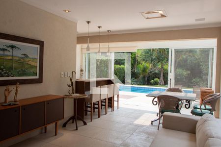 Casa de condomínio à venda com 384m², 4 quartos e 4 vagasSALA GOURMET