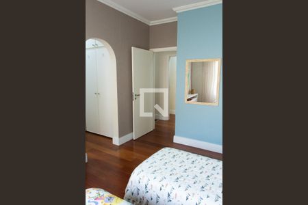 Casa de condomínio à venda com 384m², 4 quartos e 4 vagasSUITE 1