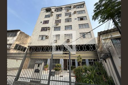 Apartamento à venda com 115m², 3 quartos e 2 vagasFachada