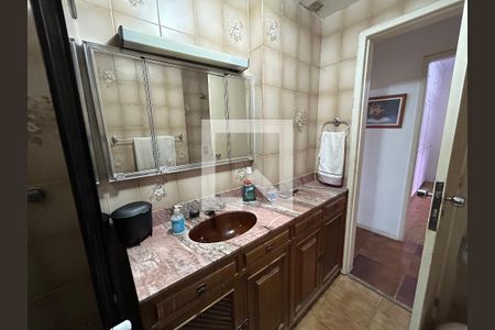 Apartamento à venda com 115m², 3 quartos e 2 vagasBanheiro